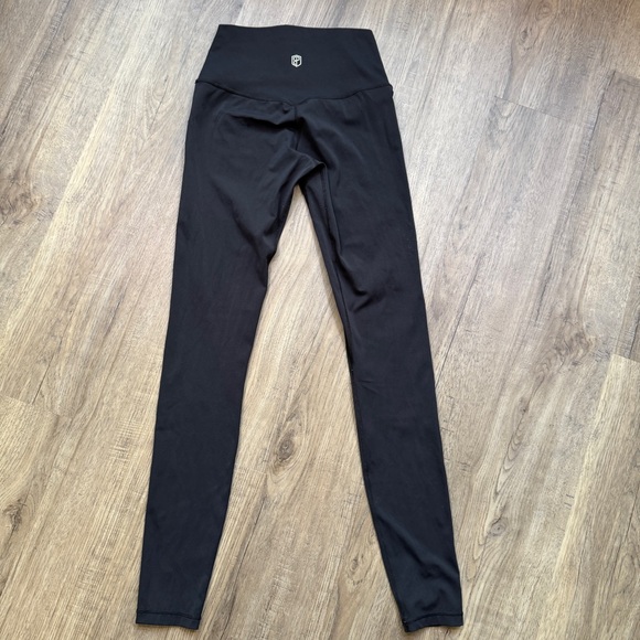 Born Primitive - Bundle of 3 Your Go To Legging 2.0 - Long Leggings - Picture 8 of 11